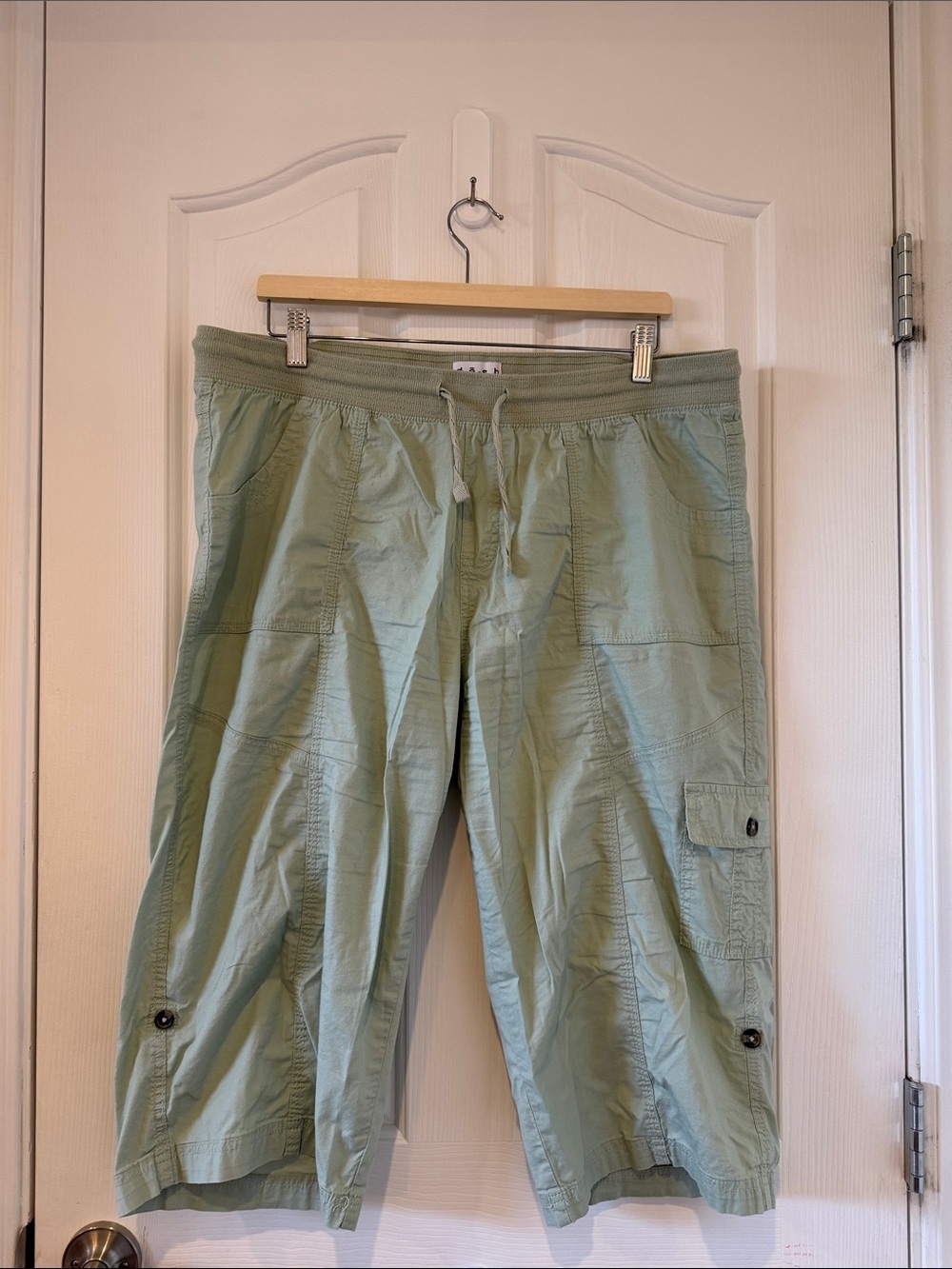 Dash Sage Green Cotton Cargo Capri Pants XL